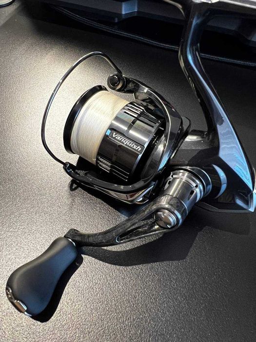 Shimano 19 vanquish 2500s +ролик титановий +шнур