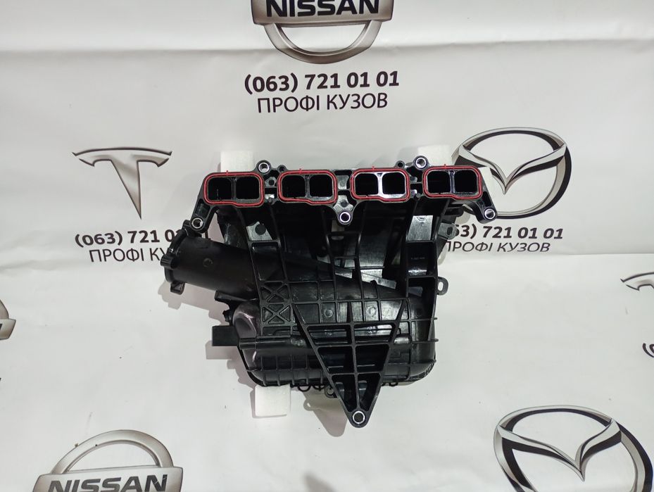 Колектор впускний мазда 2,5 атмосфера