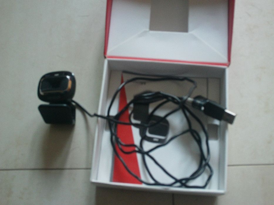 Cãmara usada poucas vezes64729695723010123