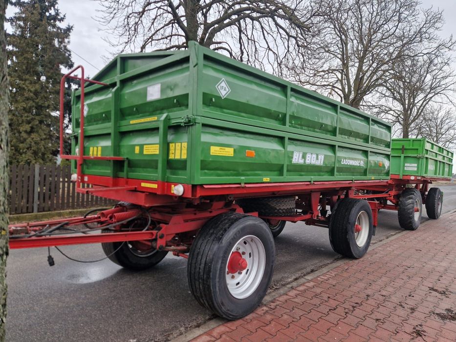 Ifa HL 80.11 / HW 60.11 2013r. Ładowność 8T  Przyczepa rolnicza używana