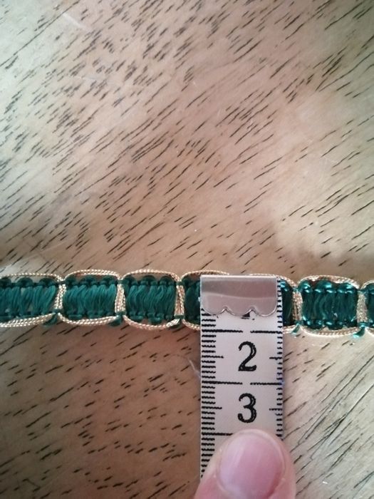 Fita galão de seda verde e dourado
novo artesanato e dyi