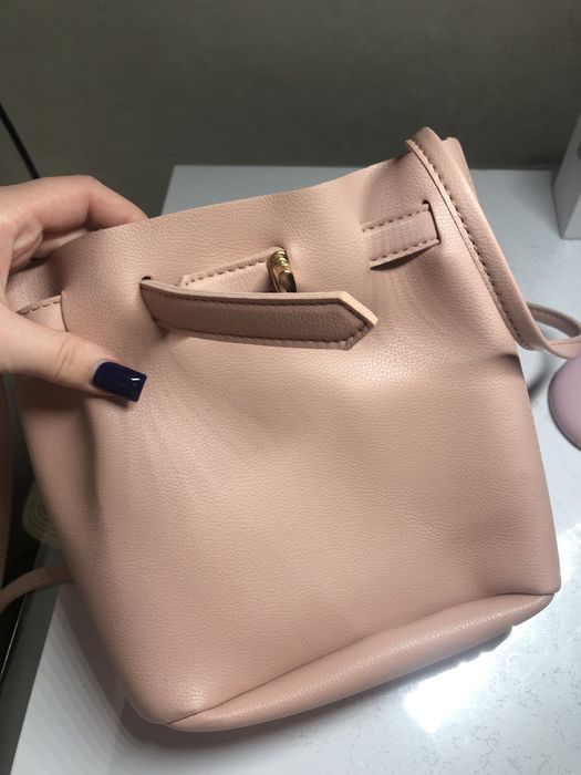 Жіноча сумка.   .