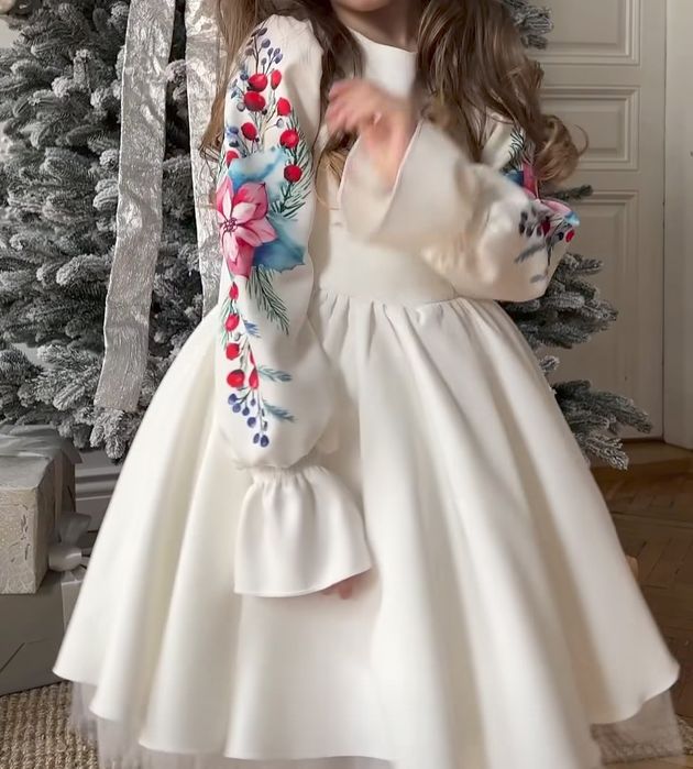 Святкова сукня!Розмір 134.