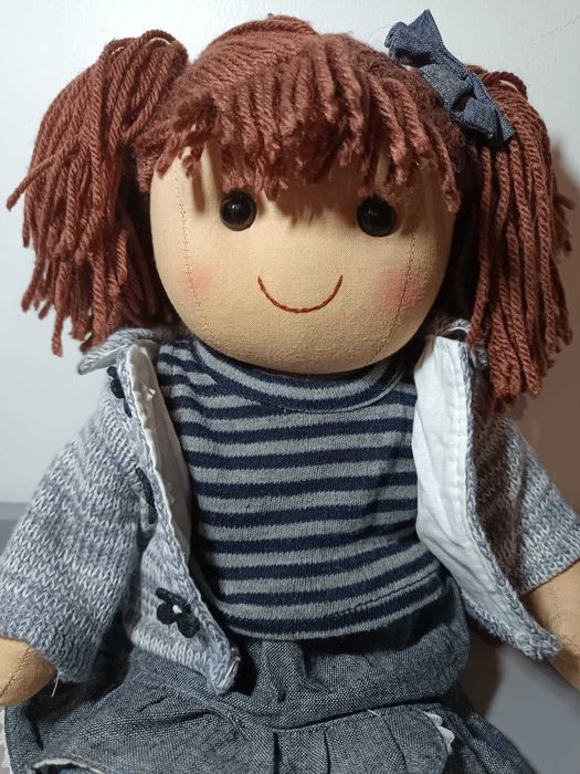 Boneca de Pano Holly — Hopscotch Collectibles