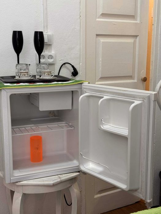 Arrenda-se Studio na Rua de Costa Cabral (Areosa) – Pronto a habitar