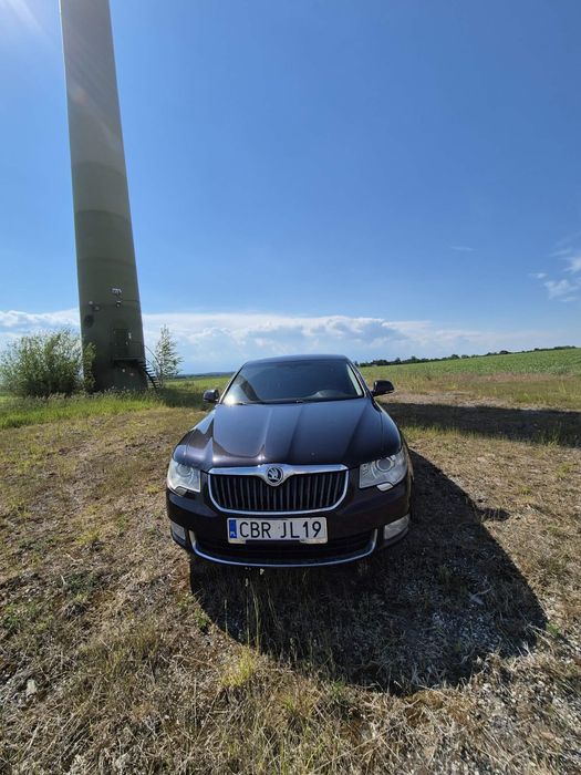 Skoda Superb 2011