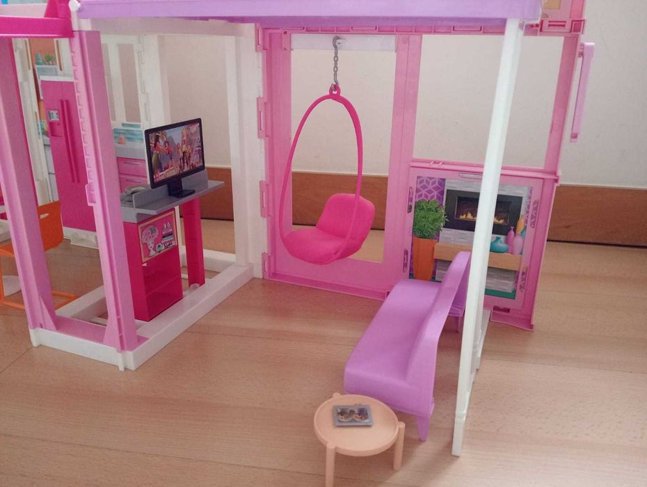Casa da Barbie (28x72,6x38)