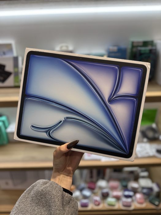 New iPad Air 13 M4 256gb Purple/Blue MDM