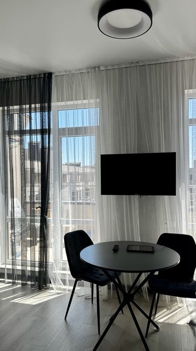 Оренда квартири житло посуточно подобово Одеса Авиньон море паркинг