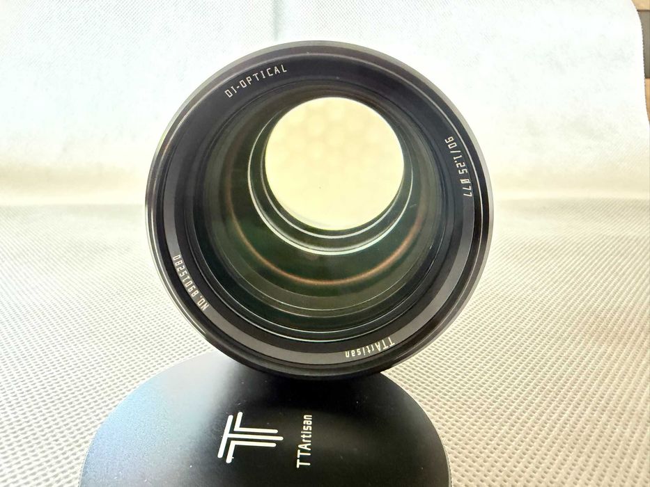 TTArtisan 90 mm 1.25 Sony E