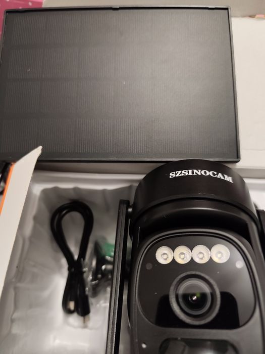 Câmera de Vigilância com Painel Solar