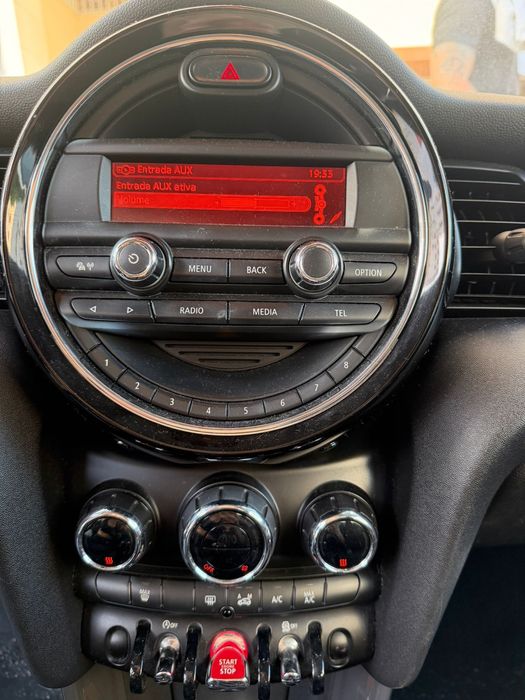 Mini Cooper D 1.5CC 116CV