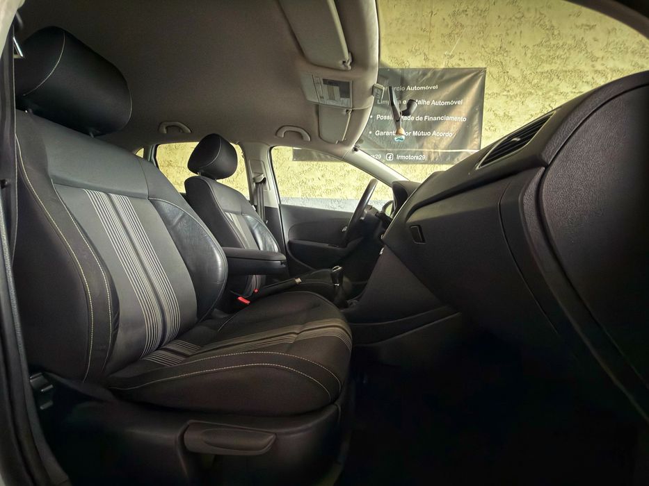 VW Polo 1.2 TDI Match Edition - Desde 119€ Mês
