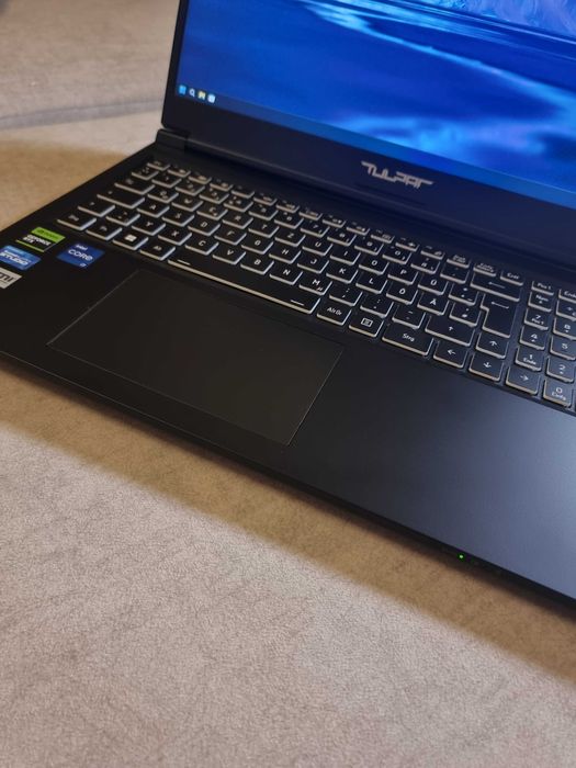 Portatil Gamer TULPAR T5 | RTX 4060 | i7-12700H | 1TB SSD | 144Hz FHD