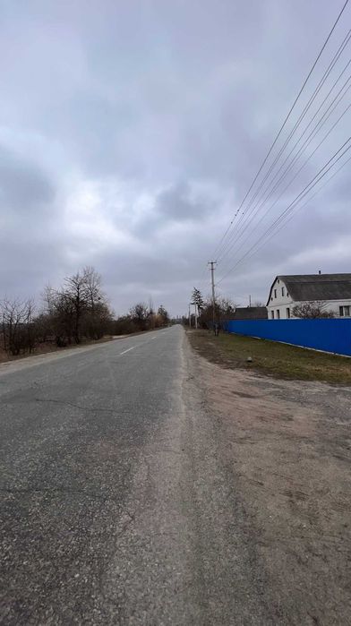 Терміново продам земельну ділянку під забудову. Торг!