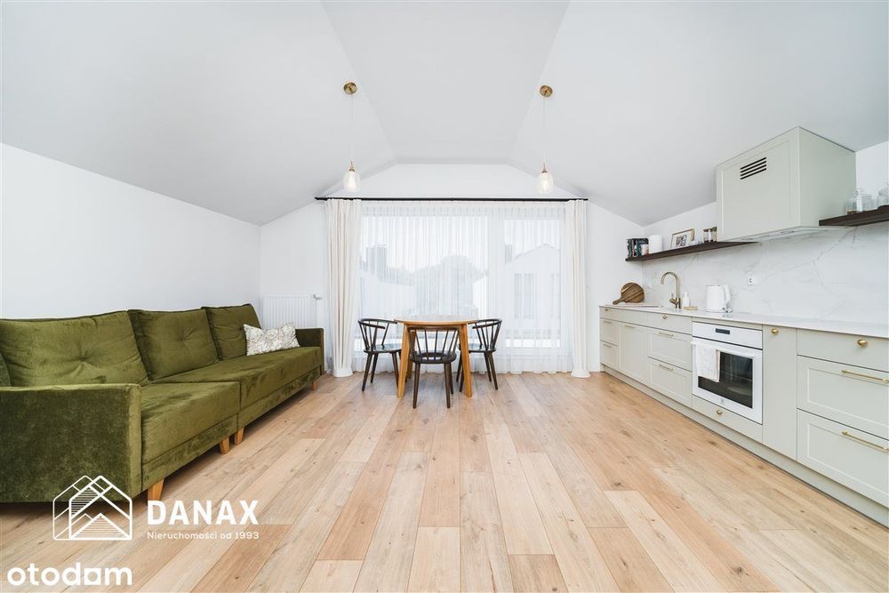 2 pokoje, balkon, wysoki standard, park, 2022