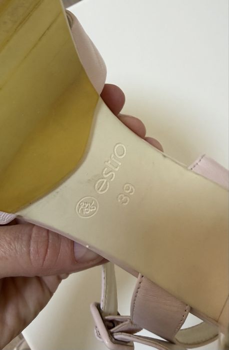Босоніжки ESTRO, 39 розмір