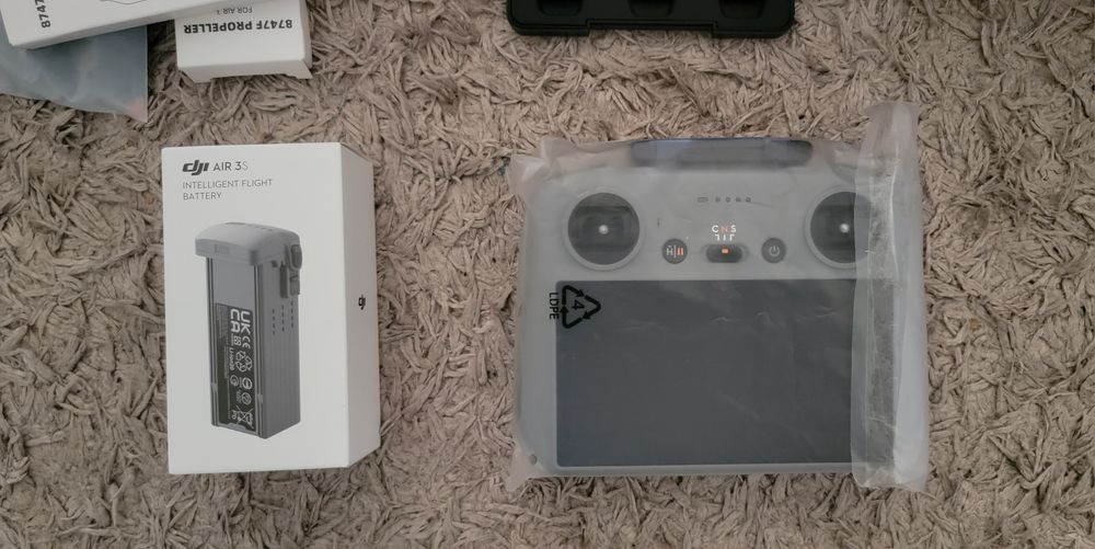 Drone Dji Air 3S NOVO Caixa Selada c/ Dji Care Refresh