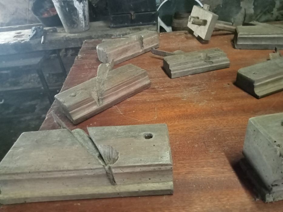 Faramenta antiga de carpinteiro