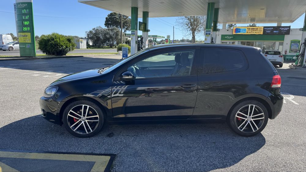 Volkswagen Golf 1.6 TDI 105 CV