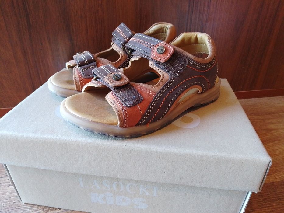 Сандалі дитячі шкіряні LASOCKI. 26р.