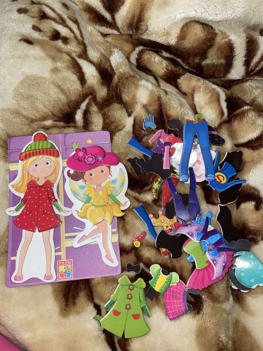 Магнітна гра - одягалка