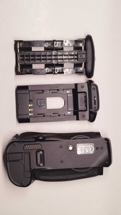 NIKON Punho de bateria MB-D10
