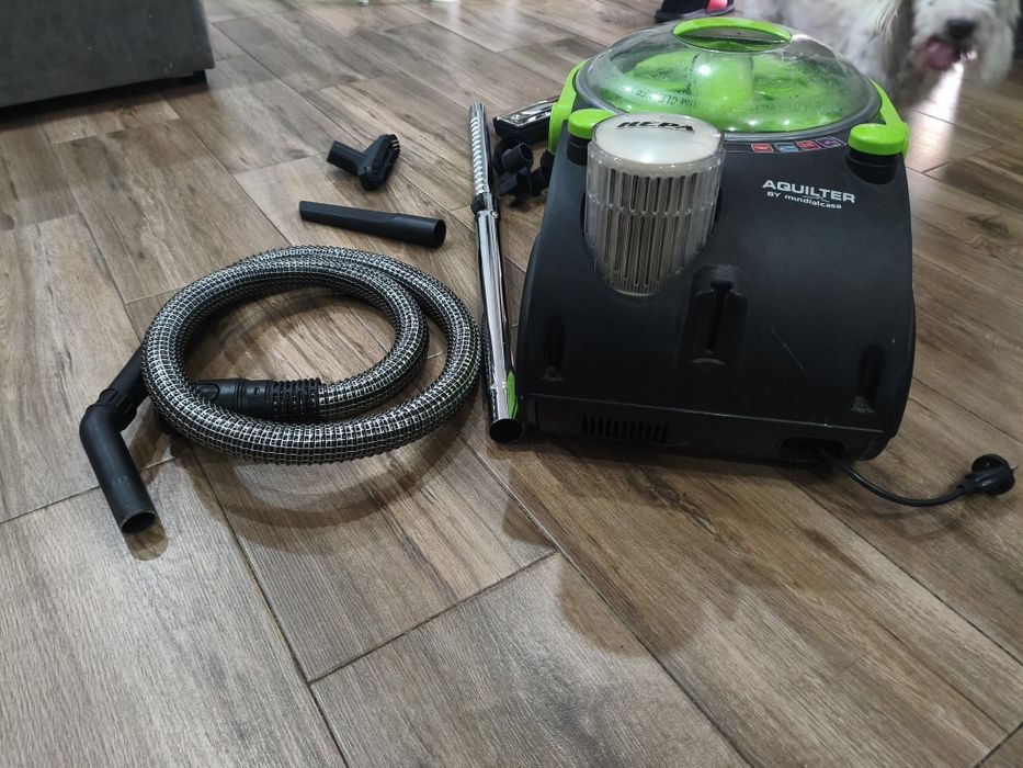 Aspirador AQUILTER  com acessórios