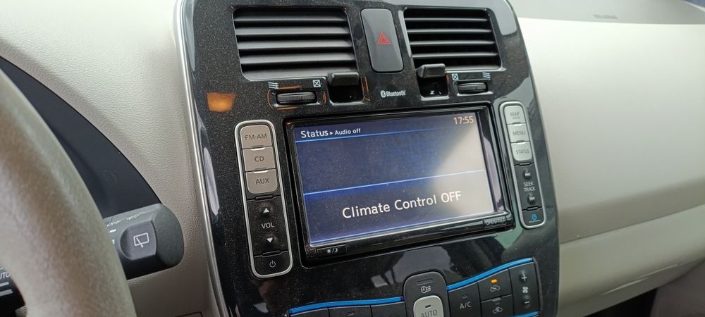 Nissan leaf 2012