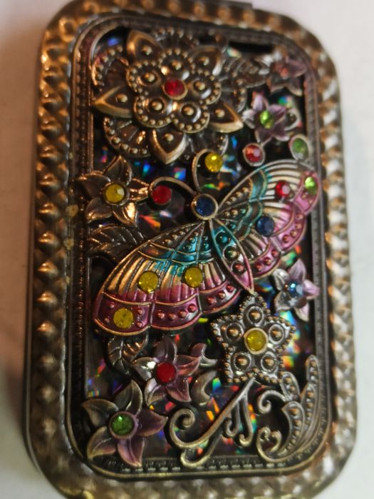 Пудреница 6х10 см.