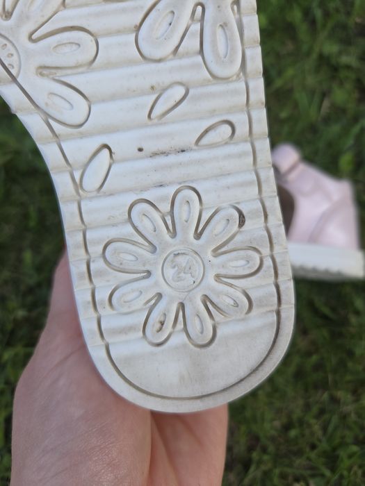 Różowe sandały Disney Marie 24