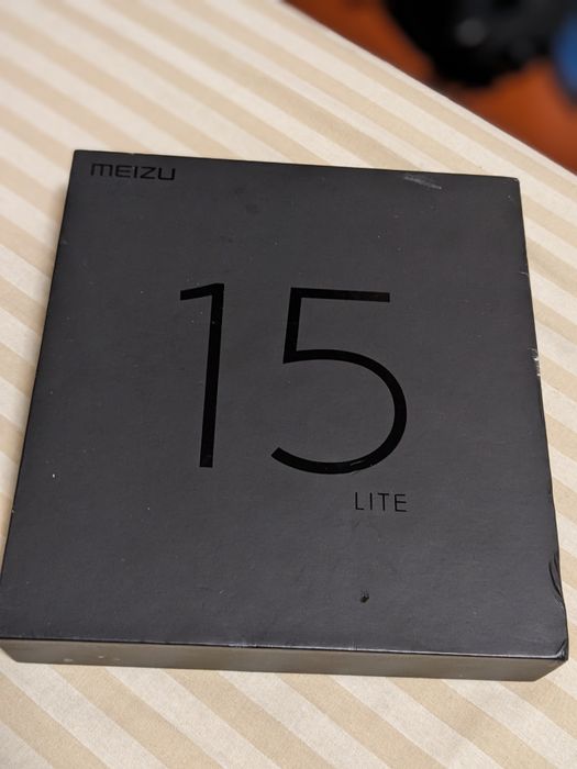 Meizu 15 Lite  4/64