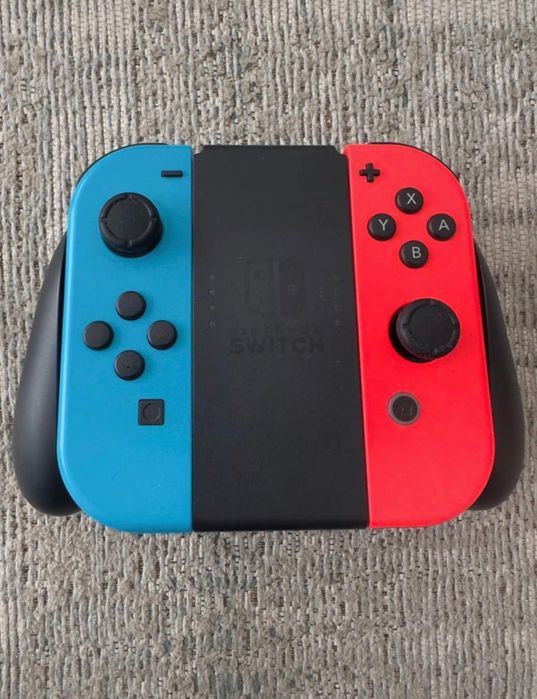 Nintendo Switch V2 Azul/Vermelho