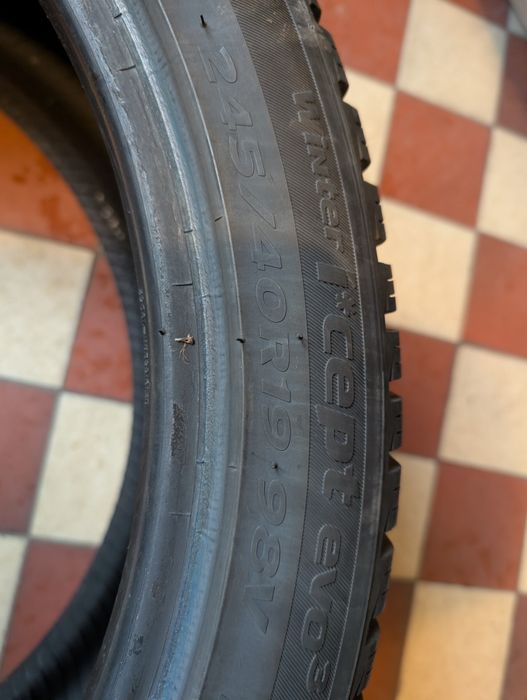 Hankook Winter i*cept evo3 245/40R19 98V XL #616S