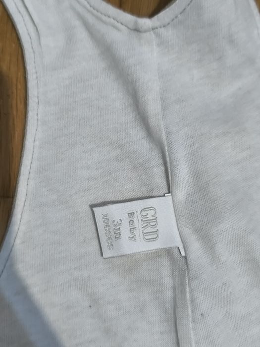 Jardineira e babygrow para menino de 3 meses