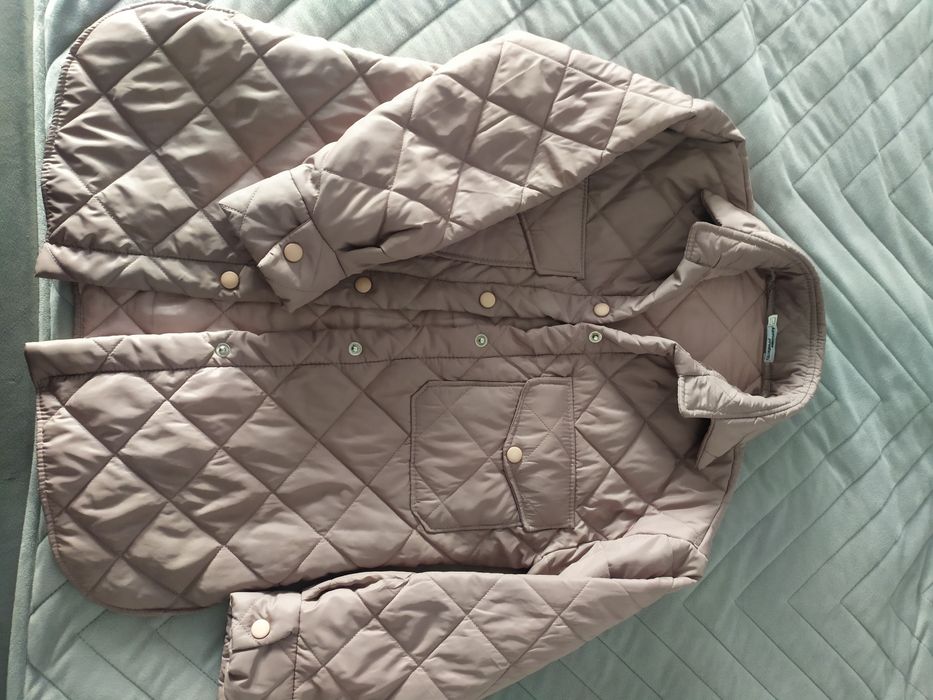 Бежева куртка тонка