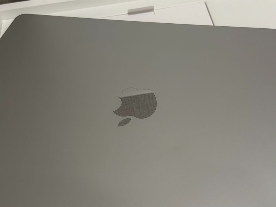 MacBook Air M4 15,3 10CPU/10GPU/16GB/512GB Silver (MW1H3)