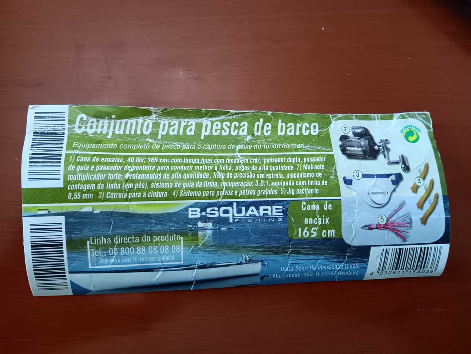 SALDOS!!- Conjunto de Pesca novo