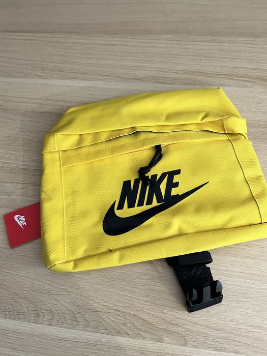 Saszetka / nerka nike