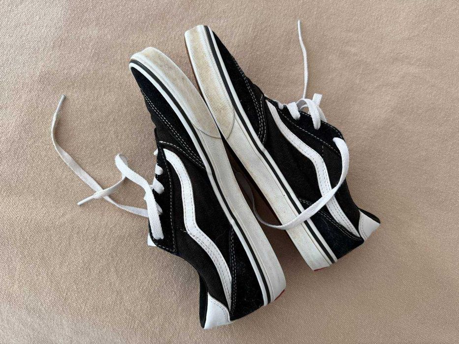 Vans Youth w bardzo dobrym stanie