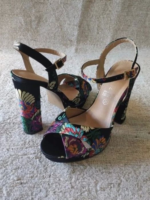 Sandália salto alto, Marypaz