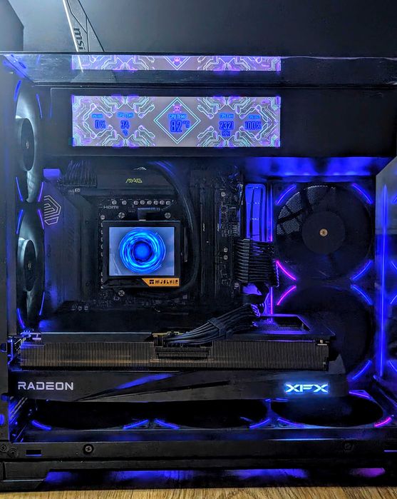 -=NEW=- Lian Li Vision 9.2in LCD MATX+AIO AMD Ryzen 7800x3D/16GB 9070XT/32GB DDR5-6000/2TB t500/1000W ATX 3.1