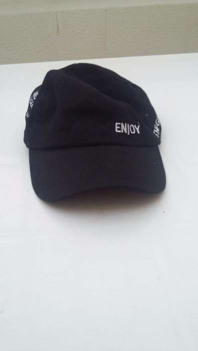 Lote de Chapéus diversos