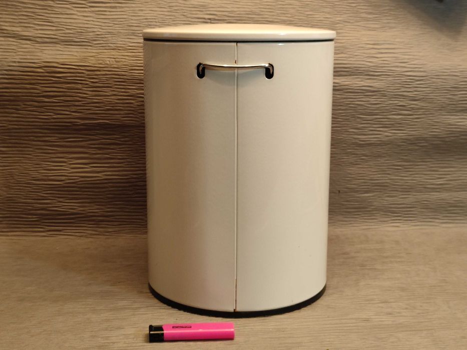 Урна с педалью 12л