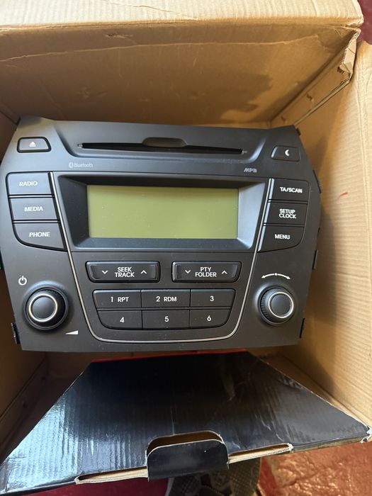 Штатна магнітола для hyundai santa fe dm 2013