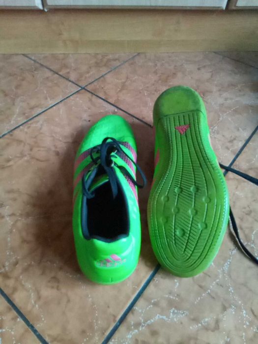 Sprzedam buty sportowe