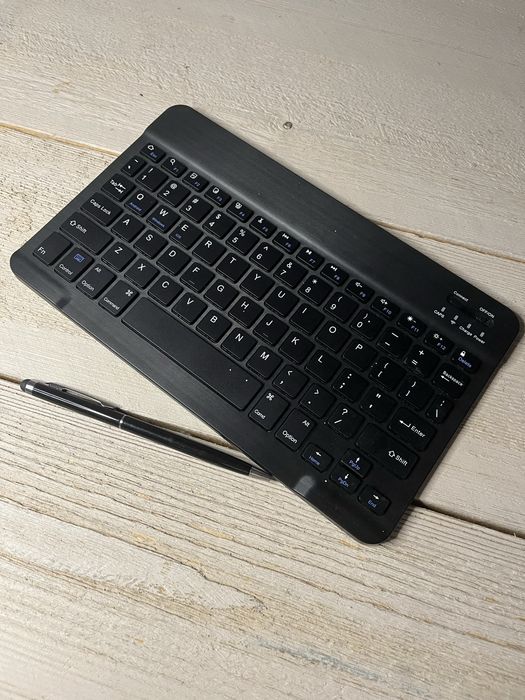 Teclast M50S 128 ГБ + Bluetooth-клавиатура + стилус + чехол