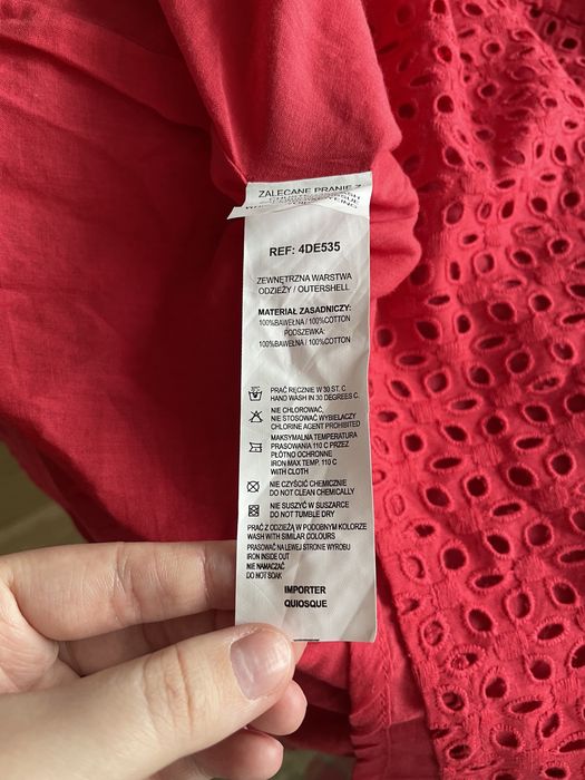 Czerwona sukienka Quiosque