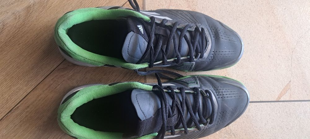 Buty sportowe adidas 44