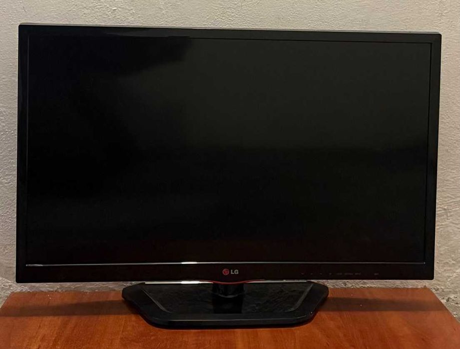 Telewizor LG 29" z funkcją monitora komputerowego, model: 29LN450B